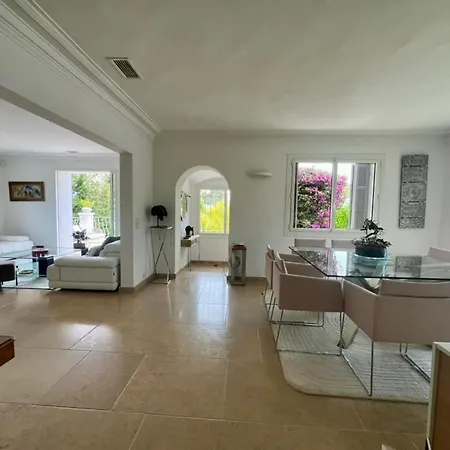 Capleouna-manou וילה אנטיב