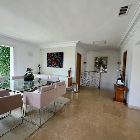 Capleouna-manou אנטיב