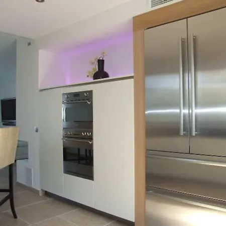 Capleouna-manou Βίλα