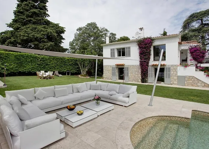 Capleouna-manou Villa *